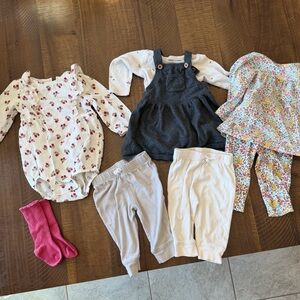 Carters 6M Bundle of Multiple Outfits